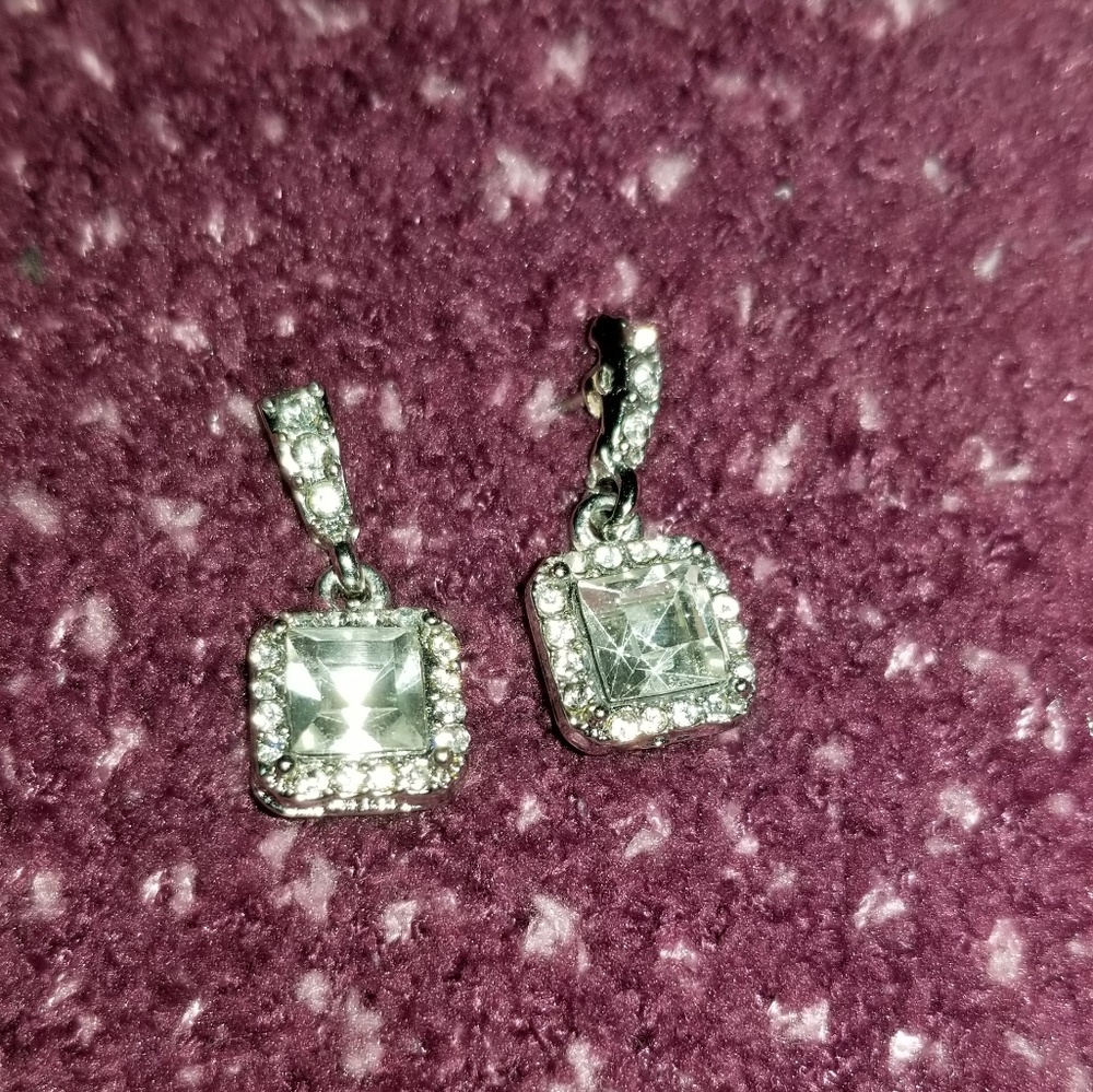 Silver cubic zirconia dangle earrings